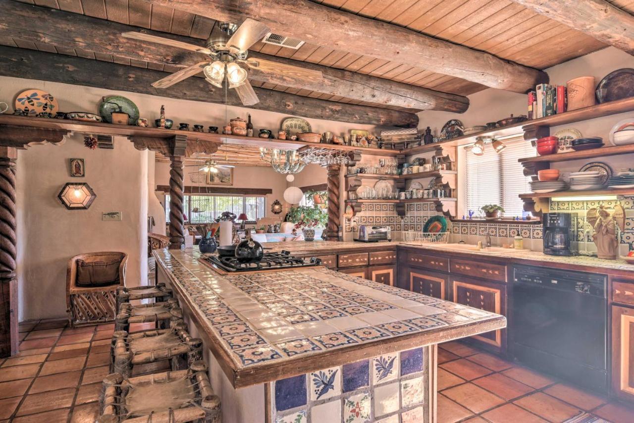 Eclectic El Prado Home With Hot Tub Near Downtown! Exterior photo