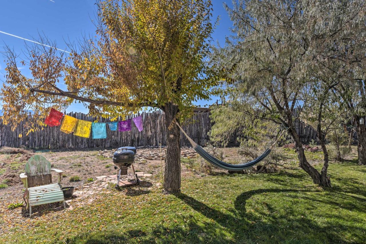 Eclectic El Prado Home With Hot Tub Near Downtown! Exterior photo
