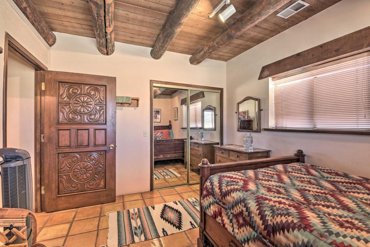 Eclectic El Prado Home With Hot Tub Near Downtown! Exterior photo