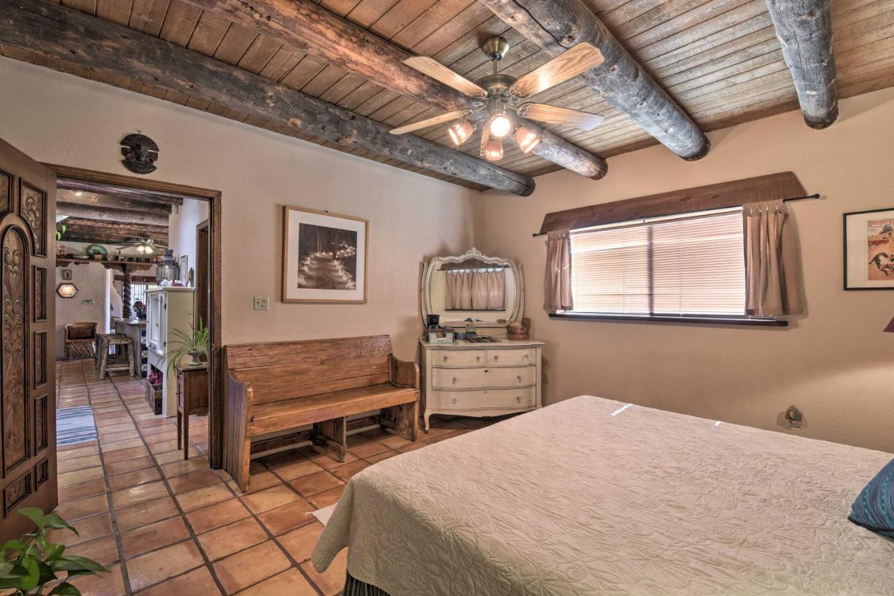 Eclectic El Prado Home With Hot Tub Near Downtown! Exterior photo